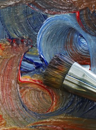 painting-in-oil-colours-brush-and-colors-PX54JDG-1024x680